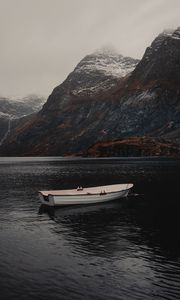 Preview wallpaper boat, lake, mountains, fog