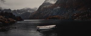 Preview wallpaper boat, lake, mountains, fog