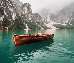 Preview wallpaper boat, lake, rocks, trees