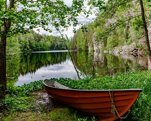 Preview wallpaper boat, lake, trees, nature, landscape