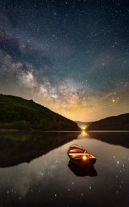 Preview wallpaper boat, lantern, starry sky, reflection