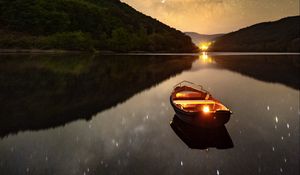 Preview wallpaper boat, lantern, starry sky, reflection