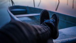 Preview wallpaper boat, legs, rest, lake, dusk