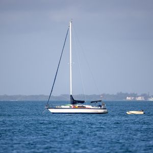 Preview wallpaper boat, mast, sea