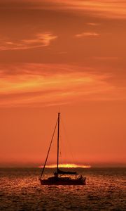 Preview wallpaper boat, mast, sea, sunset, dark