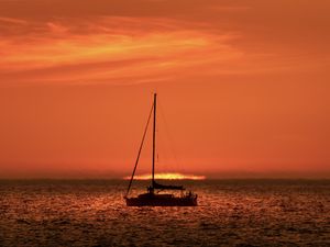 Preview wallpaper boat, mast, sea, sunset, dark