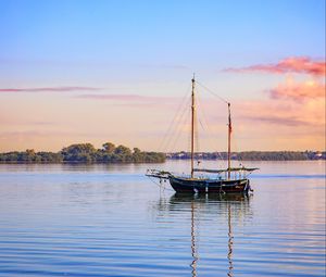 Preview wallpaper boat, masts, lake, trees