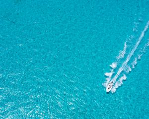 Preview wallpaper boat, ocean, aerial view, waves