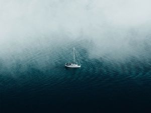 Preview wallpaper boat, ocean, fog, lonely