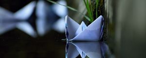 Preview wallpaper boat, origami, paper, water
