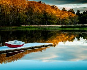 Preview wallpaper boat, pier, lake, trees