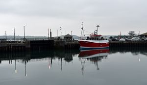 Preview wallpaper boat, pier, water, reflection
