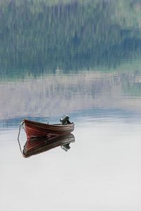 Preview wallpaper boat, reflection, lake, trees