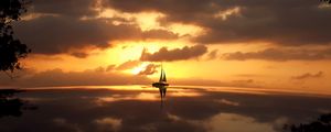 Preview wallpaper boat, sail, lake, sky, dark