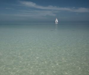 Preview wallpaper boat, sail, sea, ocean, glare