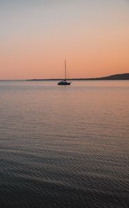 Preview wallpaper boat, sail, sea, horizon, twilight