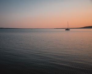 Preview wallpaper boat, sail, sea, horizon, twilight