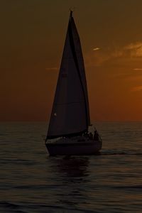 Preview wallpaper boat, sail, sea, twilight, dark