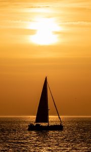 Preview wallpaper boat, sail, silhouette, sea, skyline, twilight