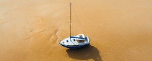 Preview wallpaper boat, sailboat, aerial view, sand