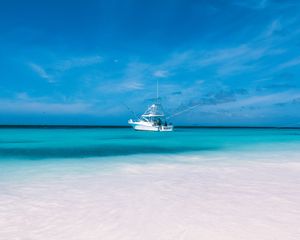 Preview wallpaper boat, sea, beach, water, blue