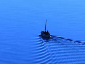 Preview wallpaper boat, sea, blue, lonely