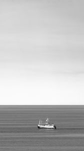 Preview wallpaper boat, sea, bw, horizon, minimalism