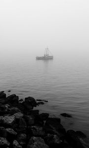 Preview wallpaper boat, sea, coast, fog, black and white