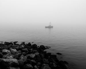 Preview wallpaper boat, sea, coast, fog, black and white