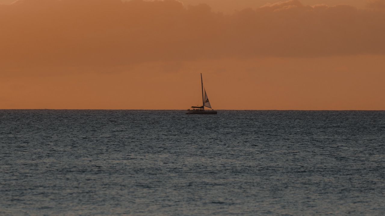 Wallpaper boat, sea, dusk, water, horizon