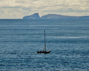 Preview wallpaper boat, sea, hills, minimalism