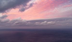 Preview wallpaper boat, sea, horizon, dusk