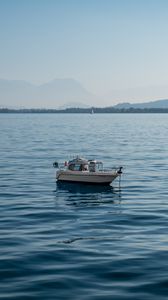 Preview wallpaper boat, sea, horizon, nature