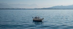 Preview wallpaper boat, sea, horizon, nature