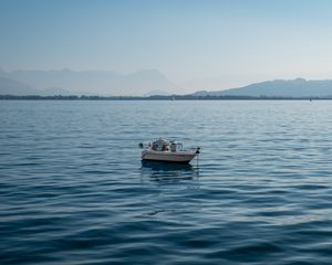 Preview wallpaper boat, sea, horizon, nature