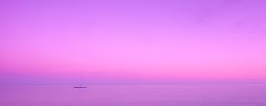 Preview wallpaper boat, sea, skyline, lilac