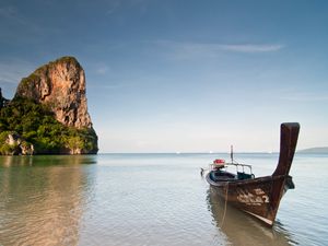 Preview wallpaper boat, sea, water, horizon