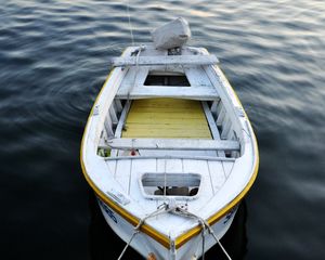 Preview wallpaper boat, sea, water