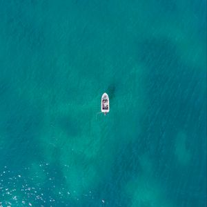 Preview wallpaper boat, sea, waves, aerial view, minimalism