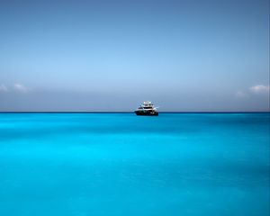 Preview wallpaper boat, ship, horizon, blue