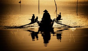 Preview wallpaper boat, silhouette, dark, river, oars, birds, reflection