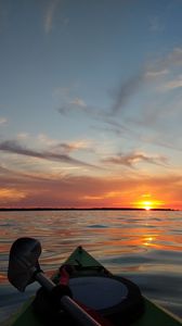 Preview wallpaper boat, sunset, horizon, canoe, sky