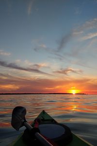 Preview wallpaper boat, sunset, horizon, canoe, sky