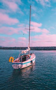 Preview wallpaper boat, sunset, skyline, pink, california