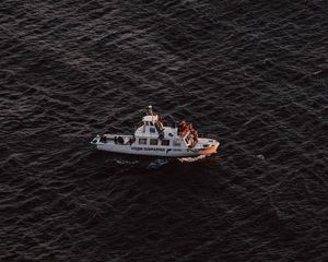 Preview wallpaper boat, transport, sea, waves, wavy