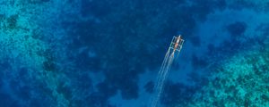 Preview wallpaper boat, water, aerial view, sea, coral reefs