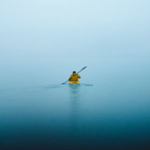 Preview wallpaper boat, water, fog, minimalism