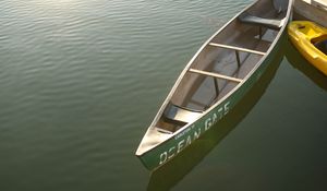 Preview wallpaper boat, water, light, reflection, bright