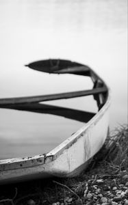 Preview wallpaper boat, water, river, black and white