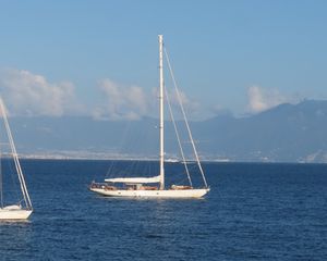 Preview wallpaper boat, yacht, mast, sea